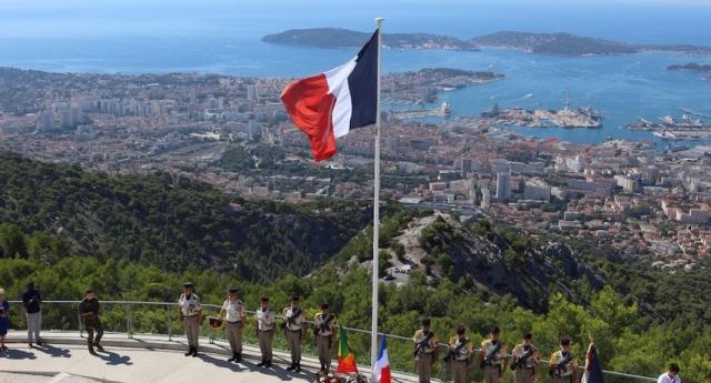 L&#039;hommage aux tirailleurs sénégalais sur le mont Faron