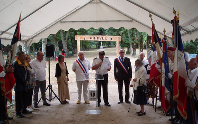 photo Hommage à madame Iwanezeska, centenaire et titulaire de la croix du combattant