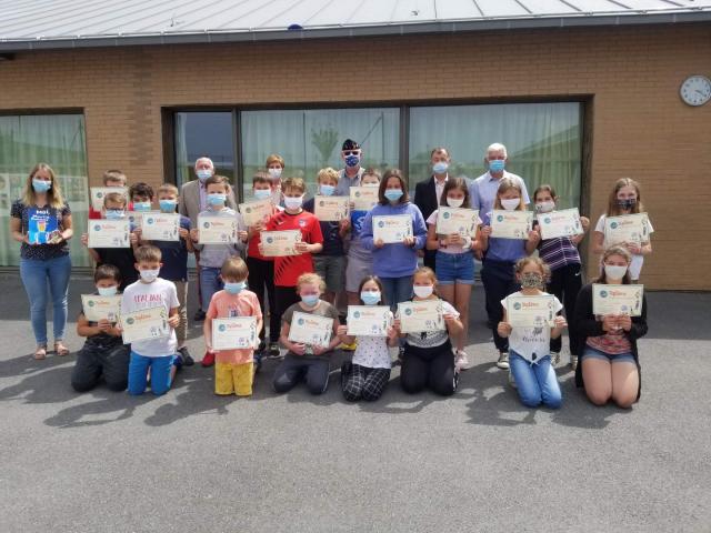 Remise des prix à la classe de Saint-Germainmont (08), 1er prix départemental et régional