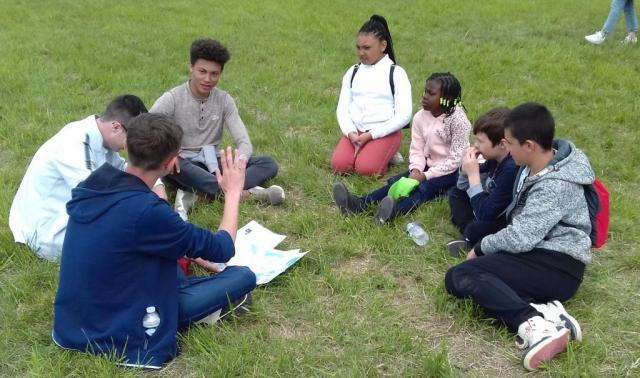 Des collégiens font découvrir le parcours de la famille Ast