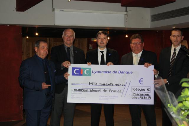 Remise du chèque au Préfet de Vaucluse au profit du Bleuet de France