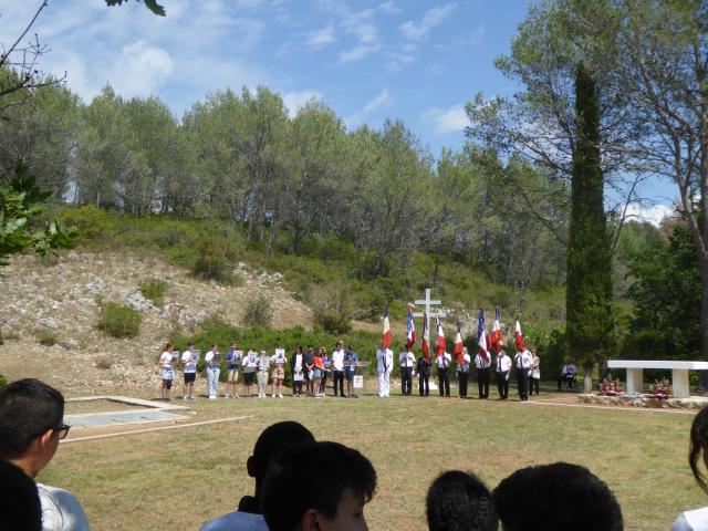 ONACVG hommage à la jeunesse et à la Résistance nécropole nationale de Signes