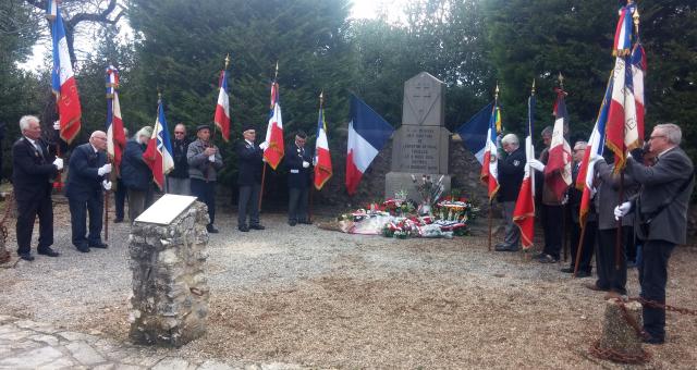 Le monument dédié aux victimes.