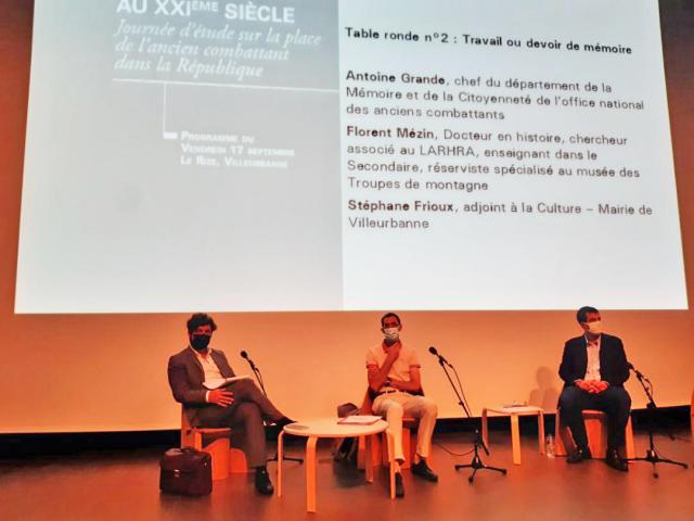 2ème table ronde avec MM GRANDE, MEZIN et FRIOUX