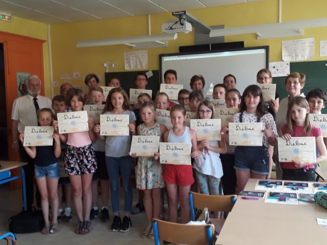 Remise des prix à la classe de Chémery, 2ème prix départemental