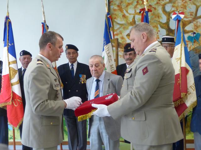 Remise de la Légion d'honneur à Jean Scheibel