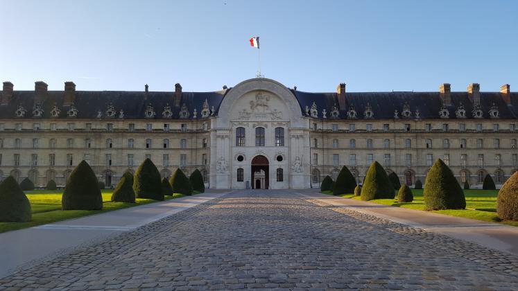 1935, les trois offices fusionnent et deviennent l'Office national des mutilés, combattants victimes de la guerre et pupilles de la Nation