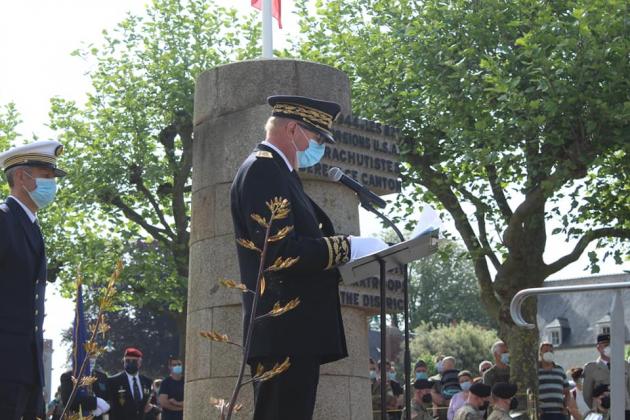 Discours du Préfet de la Manche devant le Monument Signal de Sainte-Mère-Eglise