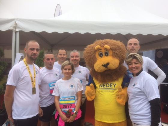 Team Bleuet - avec la mascotte du FC Sochaux-Montbéliard